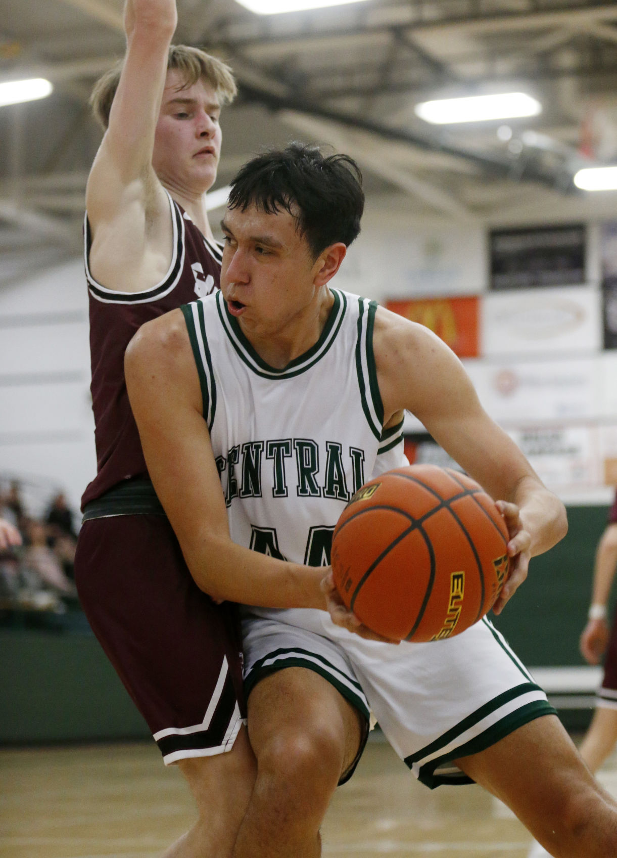 Central v Sidney boys hoops